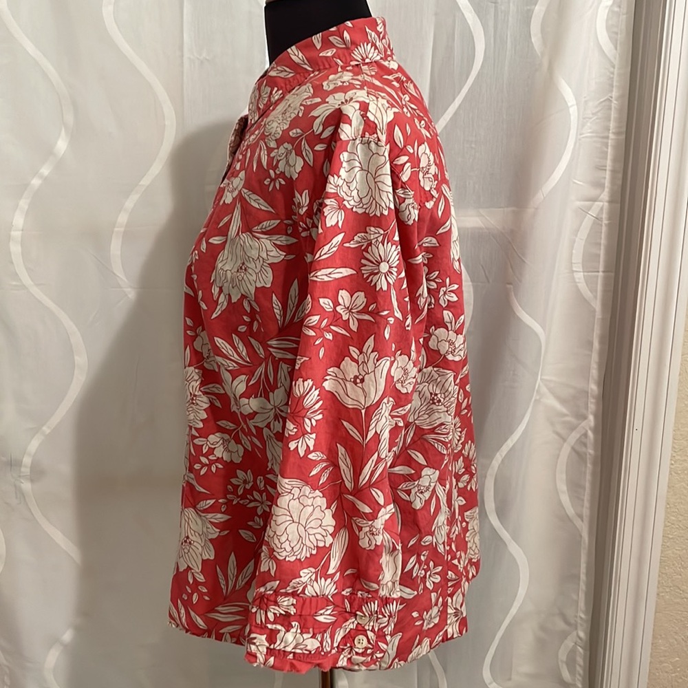 Van Heusen Coral & Beige Floral Print Button Down Blouse, Size XL - Picture 3 of 8